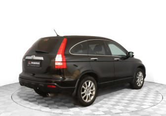 Подержанный автомобиль Honda CR-V 2008 года (5 фото)