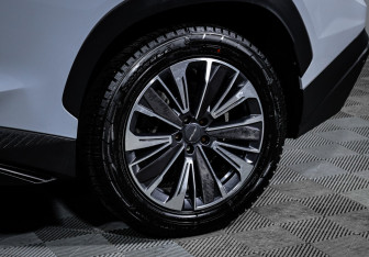 Подержанный автомобиль Jetour Dashing 2024 года (15 фото)