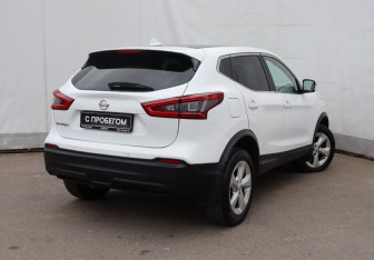 Подержанный автомобиль Nissan Qashqai 2019 года (4 фото)