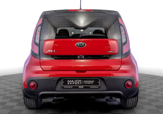 Подержанный автомобиль Kia Soul 2018 года (6 фото)