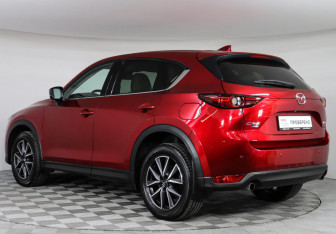 Подержанный автомобиль Mazda CX-5 2018 года (7 фото)