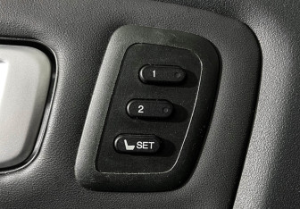 Подержанный автомобиль Honda Pilot 2013 года (15 фото)