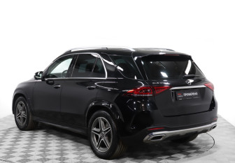 Подержанный автомобиль Mercedes-Benz GLE 2021 года (7 фото)