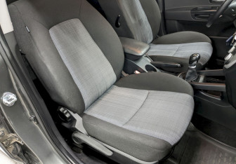 Подержанный автомобиль Kia Ceed Hatchback 2012 года (20 фото)