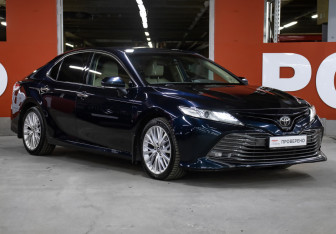 Подержанный автомобиль Toyota Camry Sedan 2018 года (3 фото)