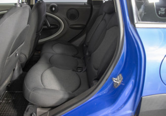 Подержанный автомобиль MINI Countryman 2011 года (11 фото)