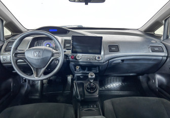 Подержанный автомобиль Honda Civic Sedan 2009 года (11 фото)