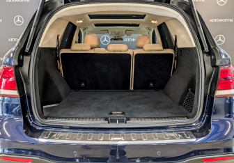 Подержанный автомобиль Mercedes-Benz GLE 2017 года (10 фото)