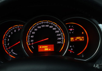 Подержанный автомобиль Nissan Murano Suv 2011 года (12 фото)