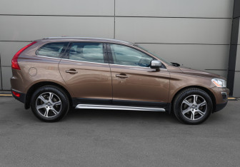 Подержанный автомобиль Volvo XC60 2012 года (4 фото)