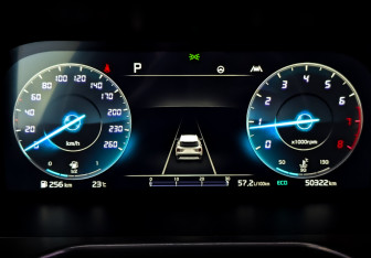 Подержанный автомобиль Kia Sorento 2022 года (13 фото)