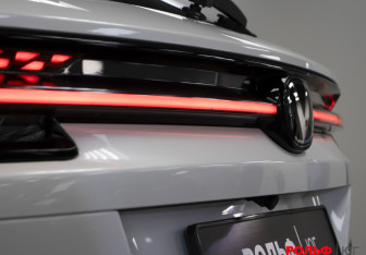 Подержанный автомобиль Changan UNI-K 2023 года (27 фото)