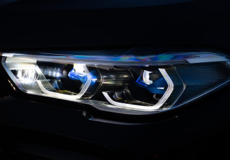 Подержанный автомобиль BMW X6 2020 года (26 фото)