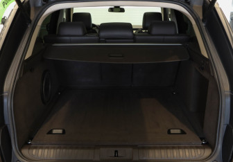 Подержанный автомобиль Land Rover Range Rover Sport 2014 года (25 фото)