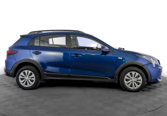 Подержанный автомобиль Kia Rio Hatchback 2021 года (4 фото)