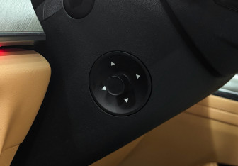 Подержанный автомобиль Jaecoo J8 2024 года (12 фото)