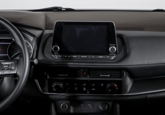 Подержанный автомобиль Nissan Rogue 2020 года (13 фото)