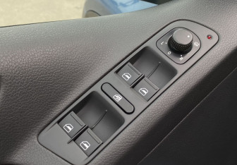 Подержанный автомобиль Volkswagen Tiguan 2012 года (11 фото)