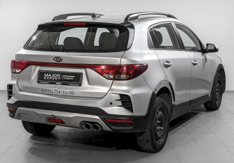 Подержанный автомобиль Kia Rio Hatchback 2021 года (5 фото)