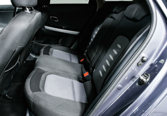 Подержанный автомобиль Kia Ceed Wagon 2013 года (11 фото)