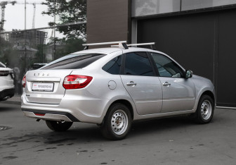 Подержанный автомобиль LADA (ВАЗ) Granta Liftback 2024 года (6 фото)