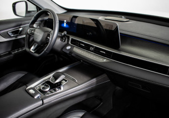 Подержанный автомобиль Chery Tiggo 8 Pro Max 2024 года (11 фото)