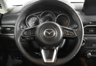 Подержанный автомобиль Mazda CX-5 2020 года (13 фото)