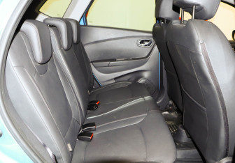 Подержанный автомобиль Renault Kaptur 2017 года (19 фото)