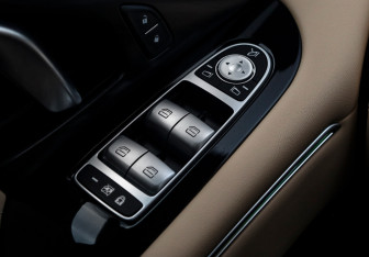 Подержанный автомобиль Voyah Free 2023 года (19 фото)