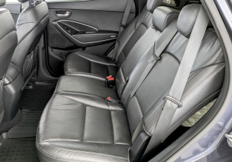 Подержанный автомобиль Hyundai Santa Fe 2015 года (12 фото)