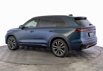 Подержанный автомобиль Geely Monjaro 2023 года (7 фото)