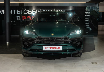 Подержанный автомобиль Lamborghini Urus 2025 года (2 фото)