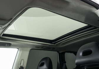 Подержанный автомобиль Nissan X-Trail 2012 года (13 фото)