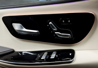 Подержанный автомобиль Exeed VX 2024 года (21 фото)