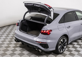 Подержанный автомобиль Audi A3 Sedan 2021 года (21 фото)