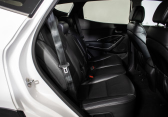 Подержанный автомобиль Hyundai Santa Fe 2013 года (10 фото)
