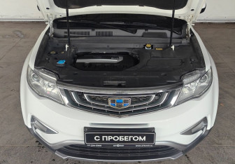 Подержанный автомобиль Geely Atlas 2018 года (15 фото)