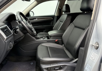 Подержанный автомобиль Volkswagen Teramont 2018 года (10 фото)