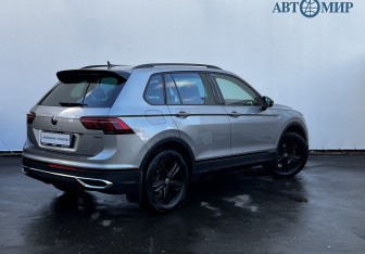 Подержанный автомобиль Volkswagen Tiguan 2021 года (5 фото)