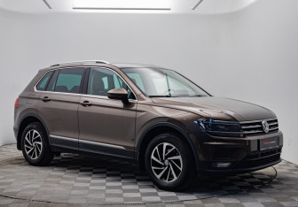 Подержанный автомобиль Volkswagen Tiguan 2019 года (7 фото)