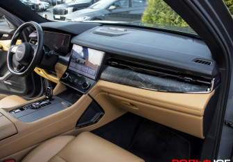 Подержанный автомобиль Lynk&Co 09 2022 года (9 фото)