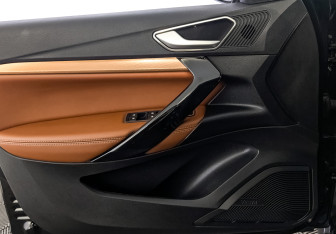 Подержанный автомобиль LADA (ВАЗ) Vesta Wagon 2024 года (19 фото)