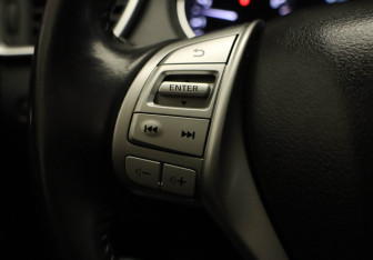 Подержанный автомобиль Nissan Qashqai 2016 года (10 фото)