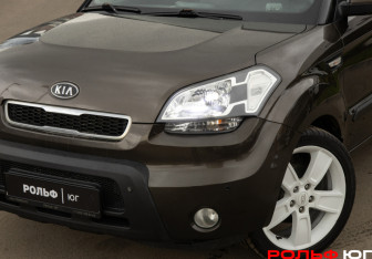 Подержанный автомобиль Kia Soul 2011 года (18 фото)