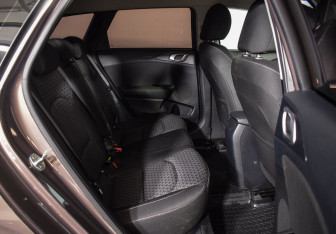 Подержанный автомобиль Kia Ceed Wagon 2020 года (8 фото)