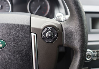Подержанный автомобиль Land Rover Freelander 2013 года (15 фото)