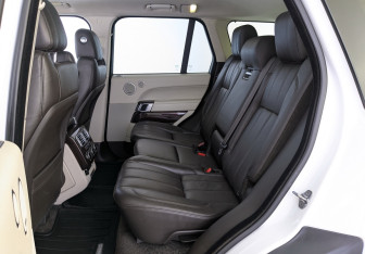 Подержанный автомобиль Land Rover Range Rover 2015 года (10 фото)
