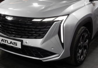 Новый Geely Atlas 2025 (12 фото)