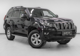Подержанный автомобиль Toyota Land Cruiser Prado 2019 года (3 фото)