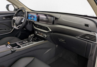 Новый FAW Bestune T77 2023 (2 фото)